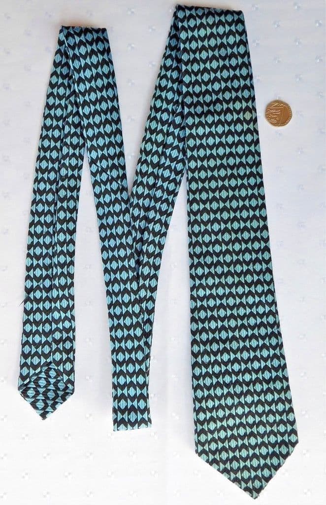 Marks and Spencer vintage tie 1960s mens wear washable polyester St Michael